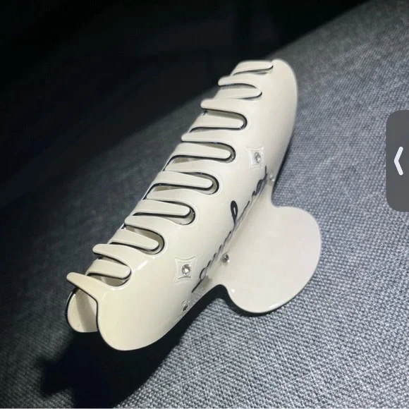 Ferragamo White Hair Clip with Crystals - Picture 3 of 3